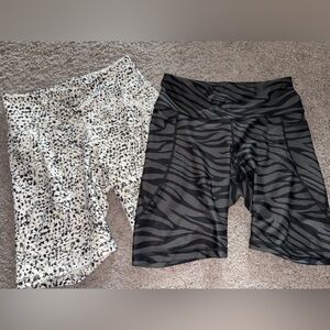 Old Navy Women's Black and White Patterned Bike Shorts